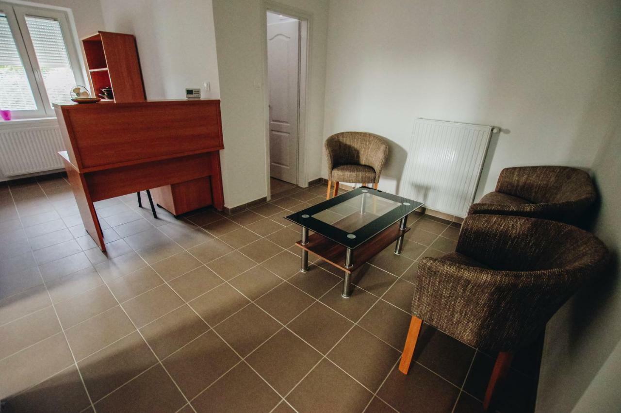 Hotel Mosolyka Vendeghaz Zakany Zimmer foto